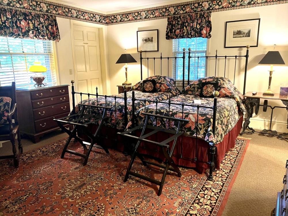 Double Room with Balcony interior